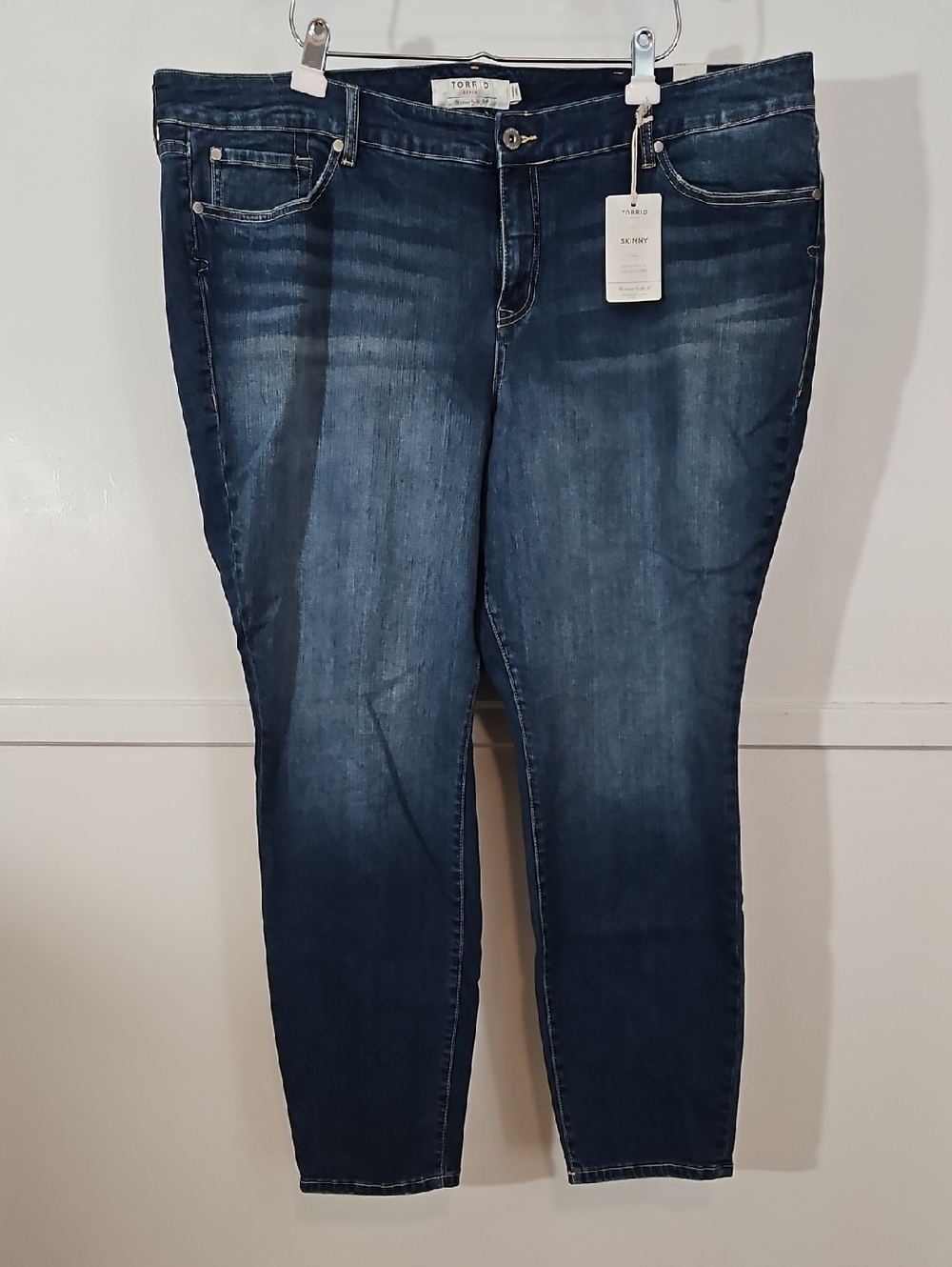 🆕️ Torrid Skinny Denim Jeans NWT